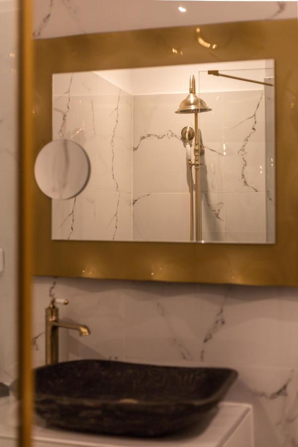 אתונה Pandrosos Divine Suites מראה חיצוני תמונה